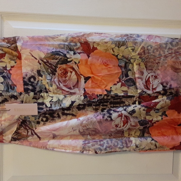 NWT Floral Animal Print Satin Corset Bodycon Midi - Picture 9 of 12